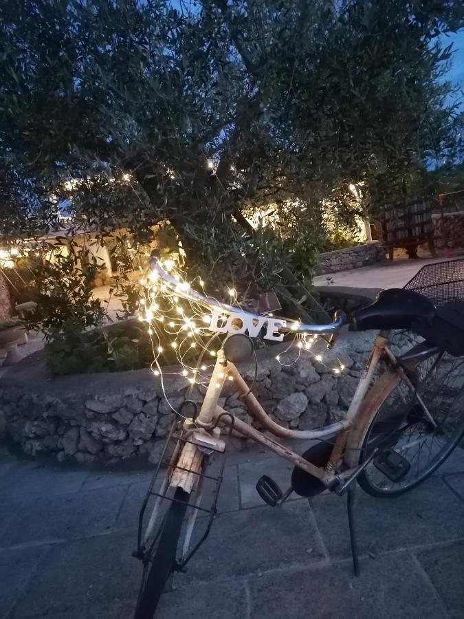 Masseria Agriturismo Il Sorriso Degli Ulivi - Dimora Di Charme Gallipoli Kültér fotó