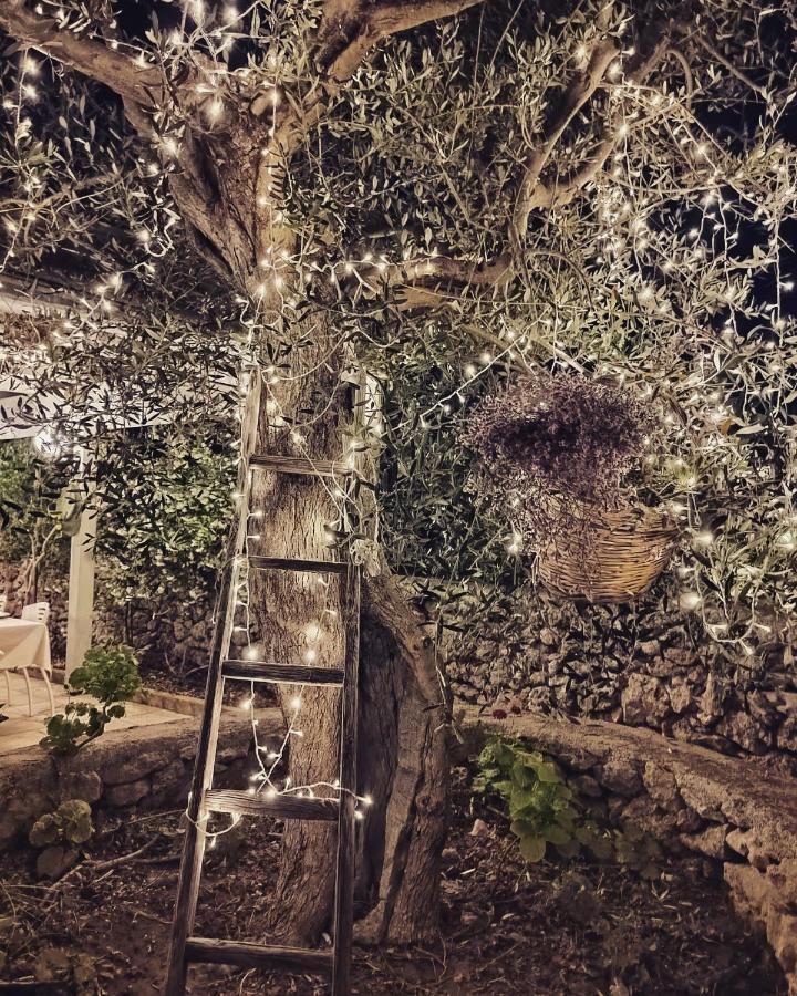 Masseria Agriturismo Il Sorriso Degli Ulivi - Dimora Di Charme Gallipoli Kültér fotó