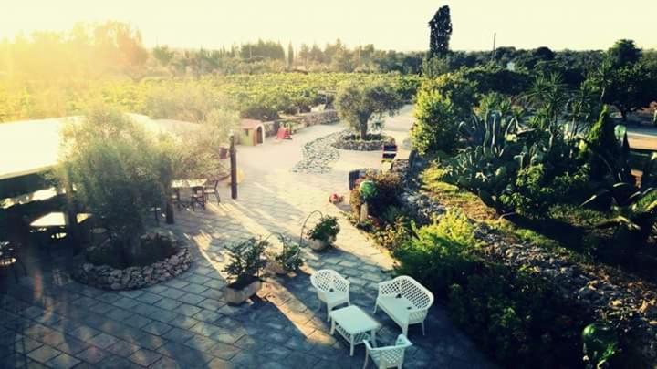 Masseria Agriturismo Il Sorriso Degli Ulivi - Dimora Di Charme Gallipoli Kültér fotó